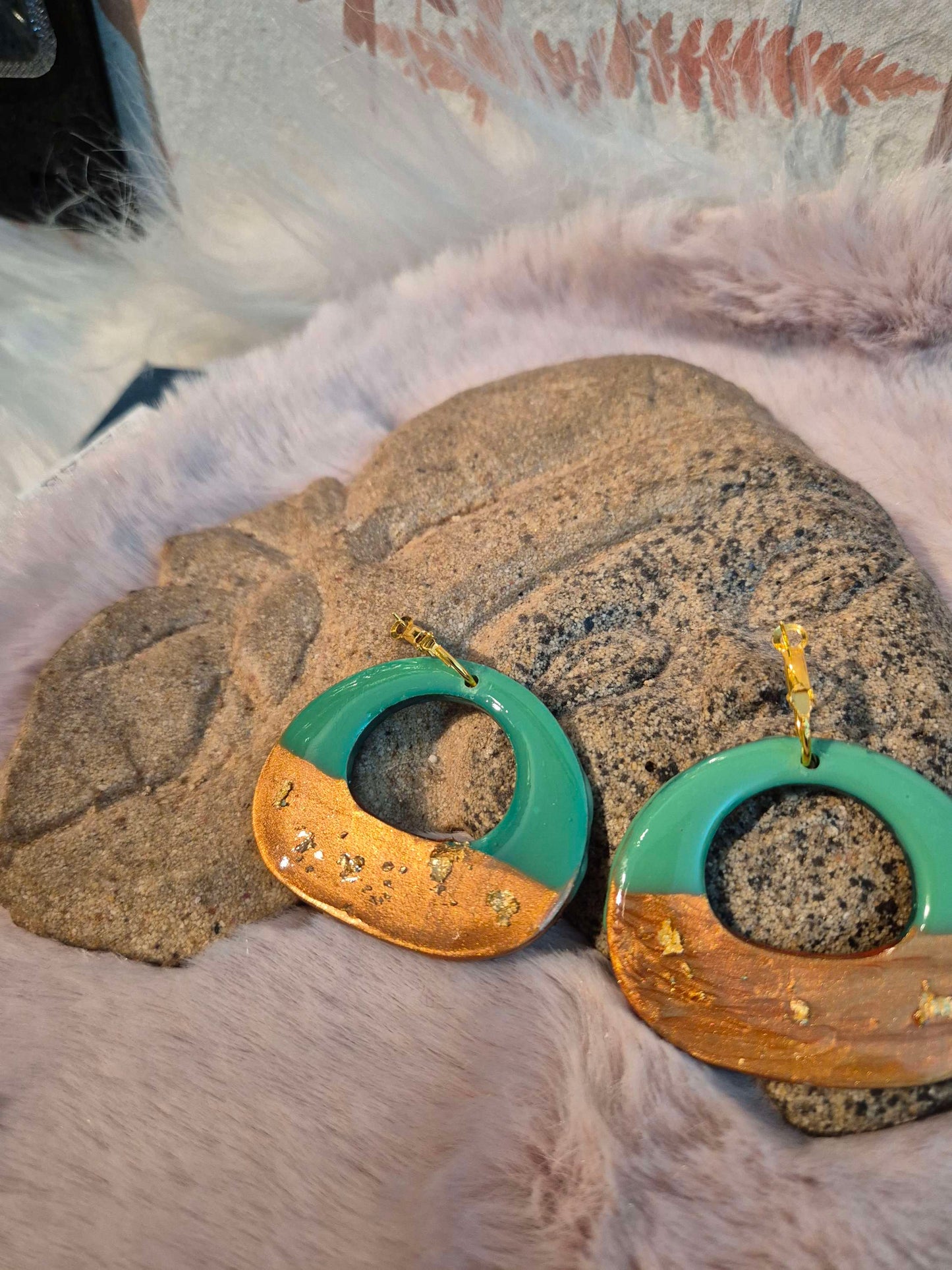 643. Boucles d'oreilles "Tendance chic" (double face)