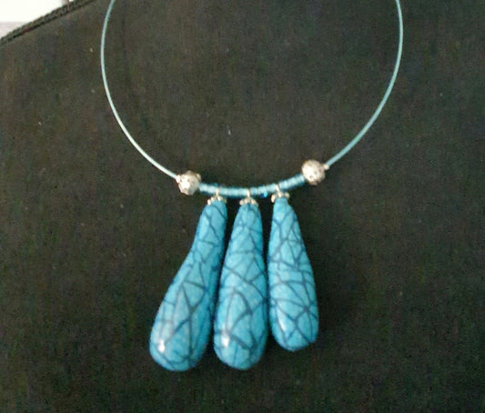 231.Parure "bleu Azur"