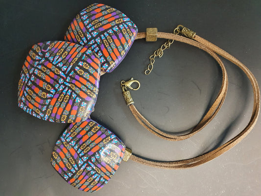 102/ Parure: "3 ilets"