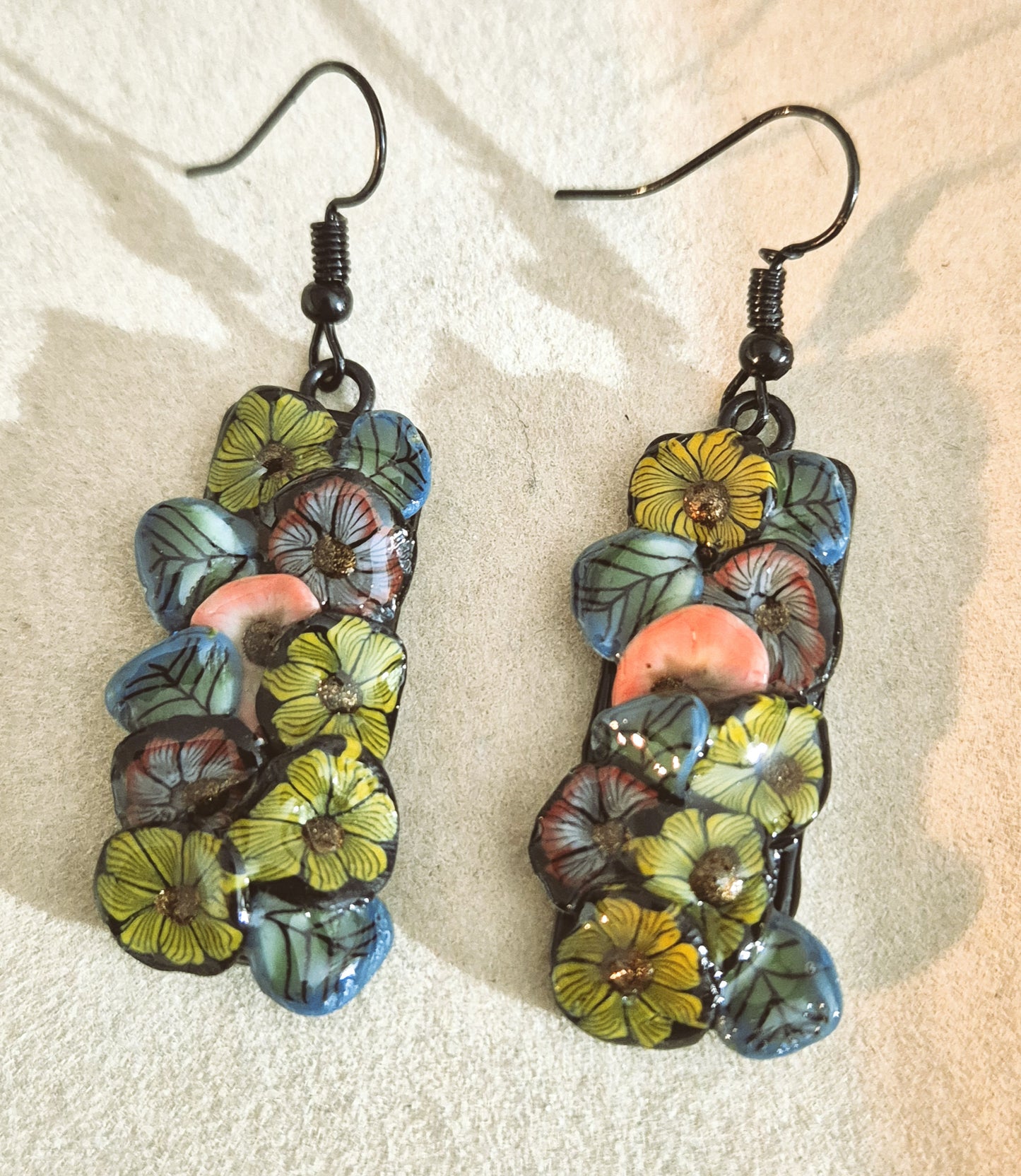 605. Boucles d'oreilles "Beauté florale"
