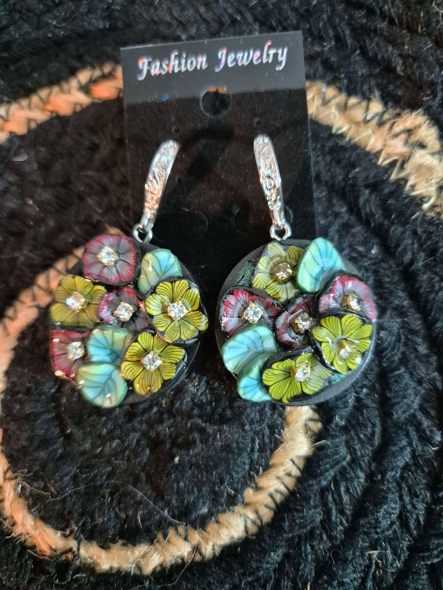 604.Boucles d'oreilles "Beauté florale"