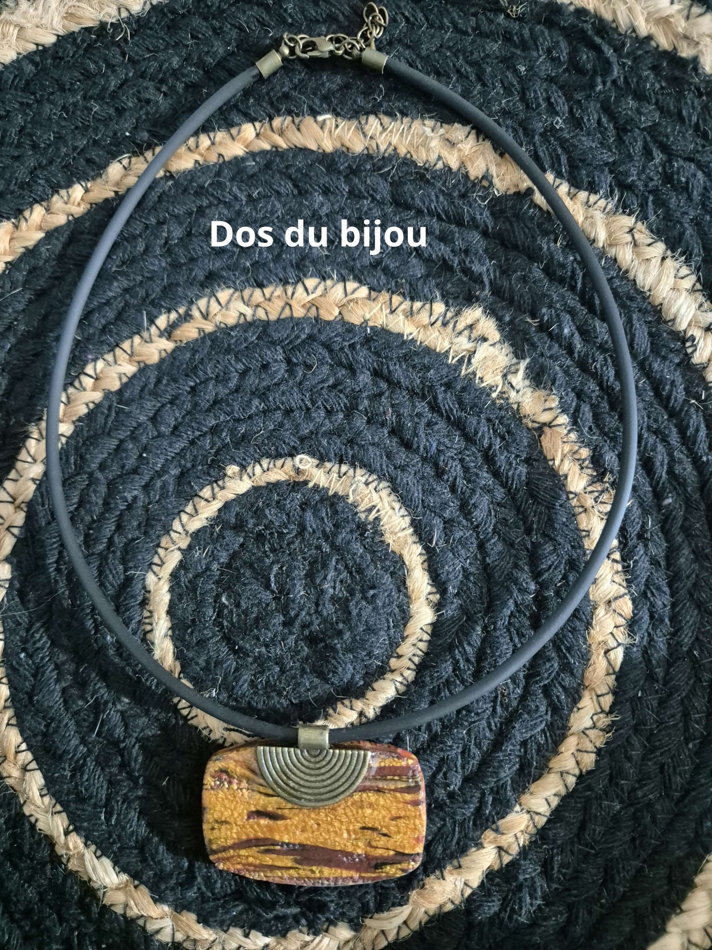 596. Parure "Zèbre deux couleurs "