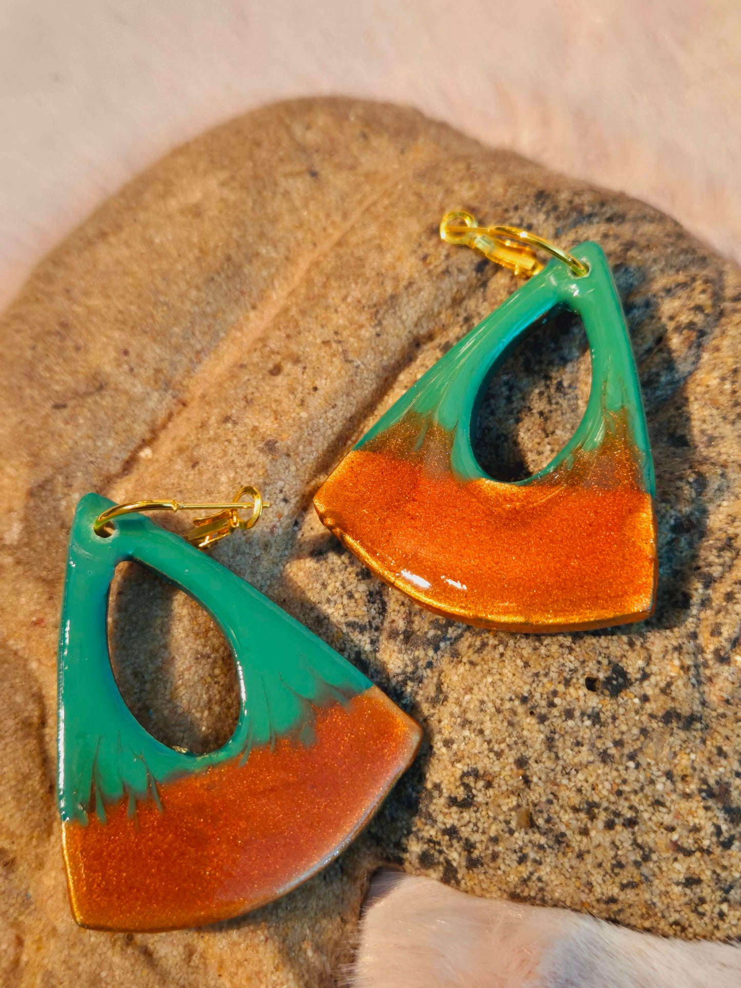 646. Boucles d'oreilles "Tendance chic" (double face)