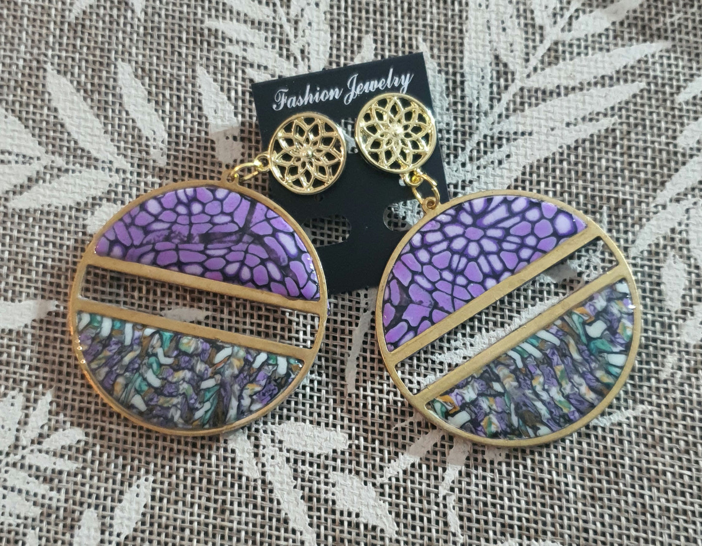 465. Parure "Rosaces violette"