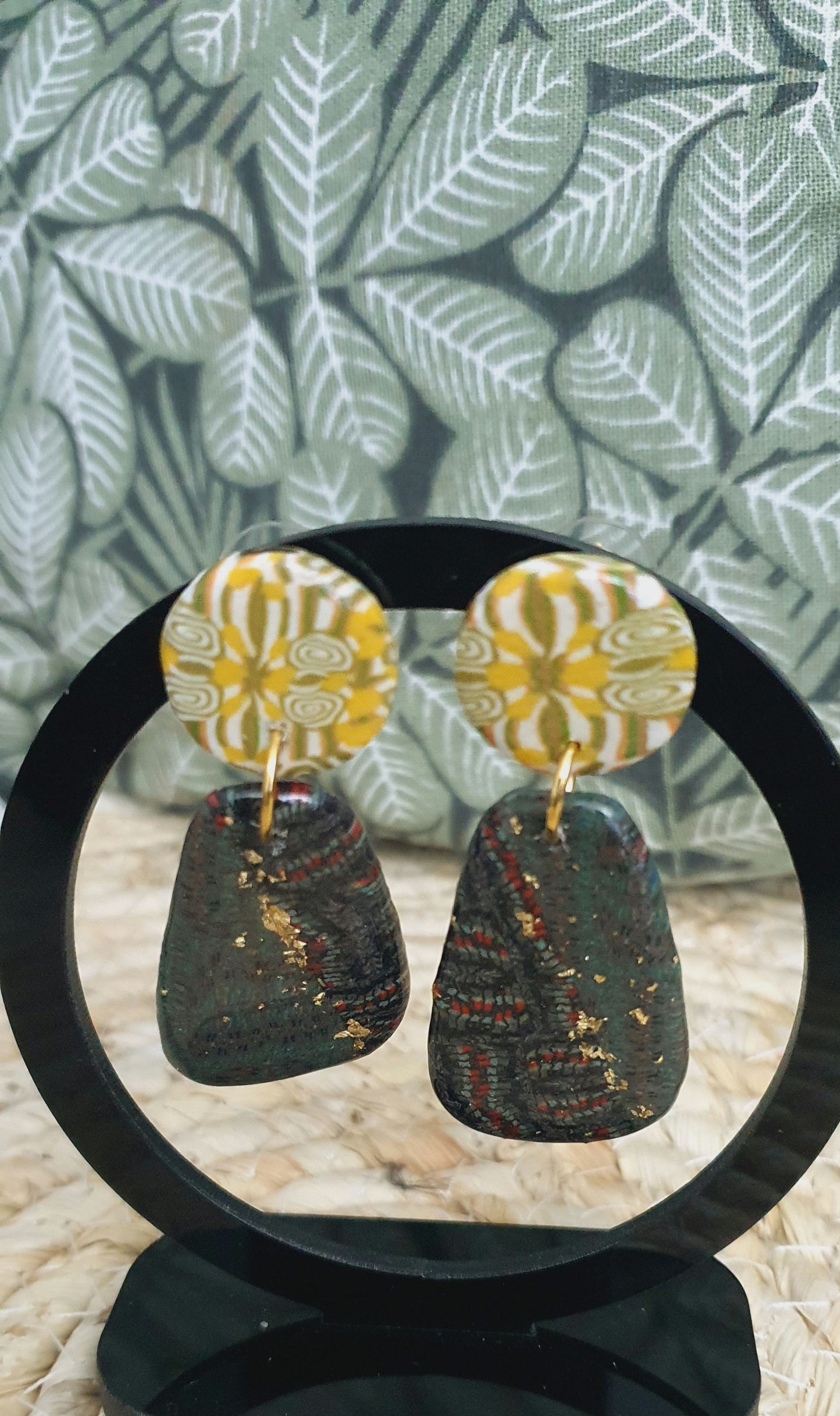 490.Parure "Mimosas "