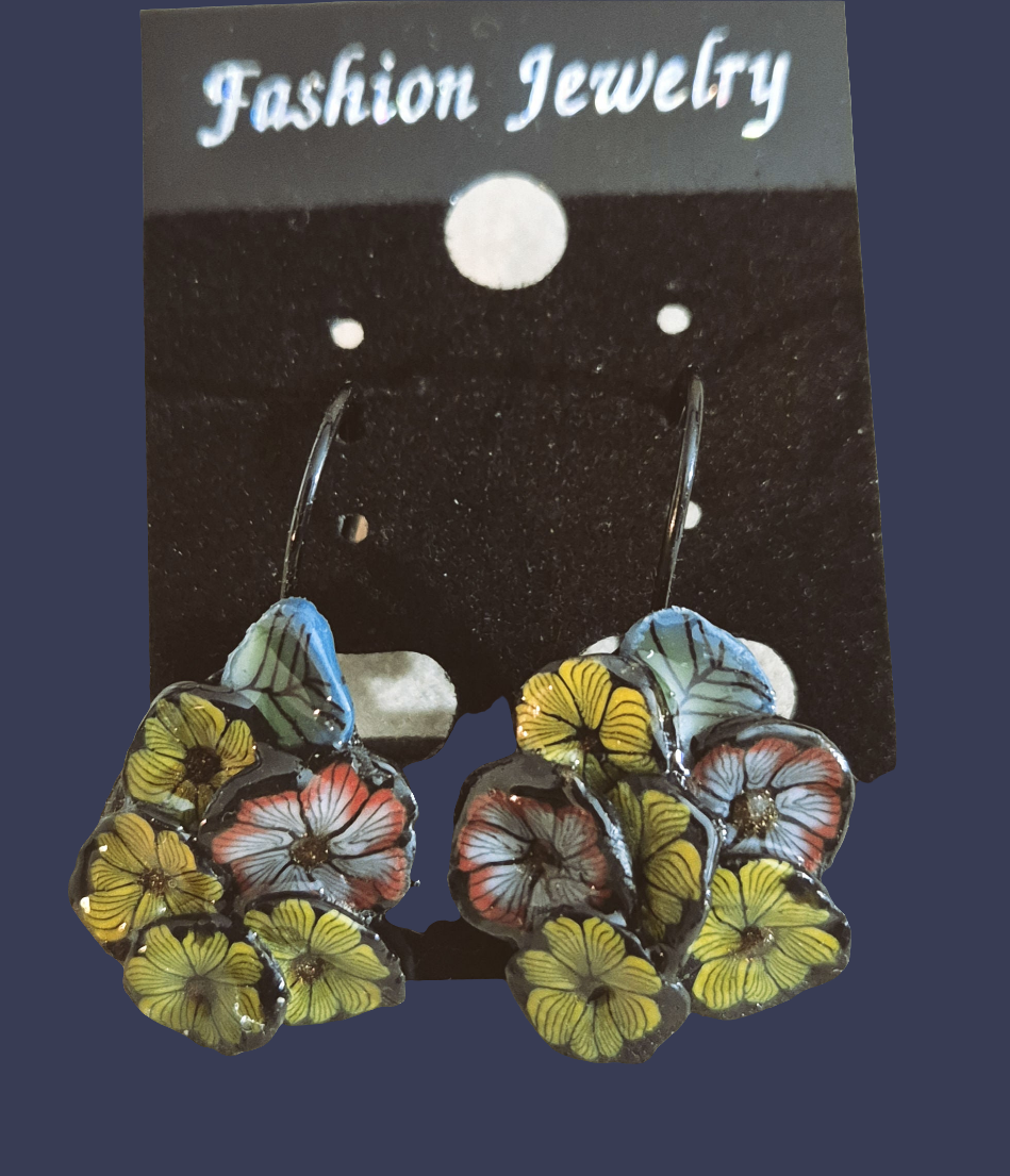 606. Boucles d'oreilles "Beauté florale"