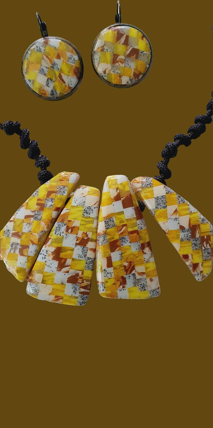 324. Parure "soleil "