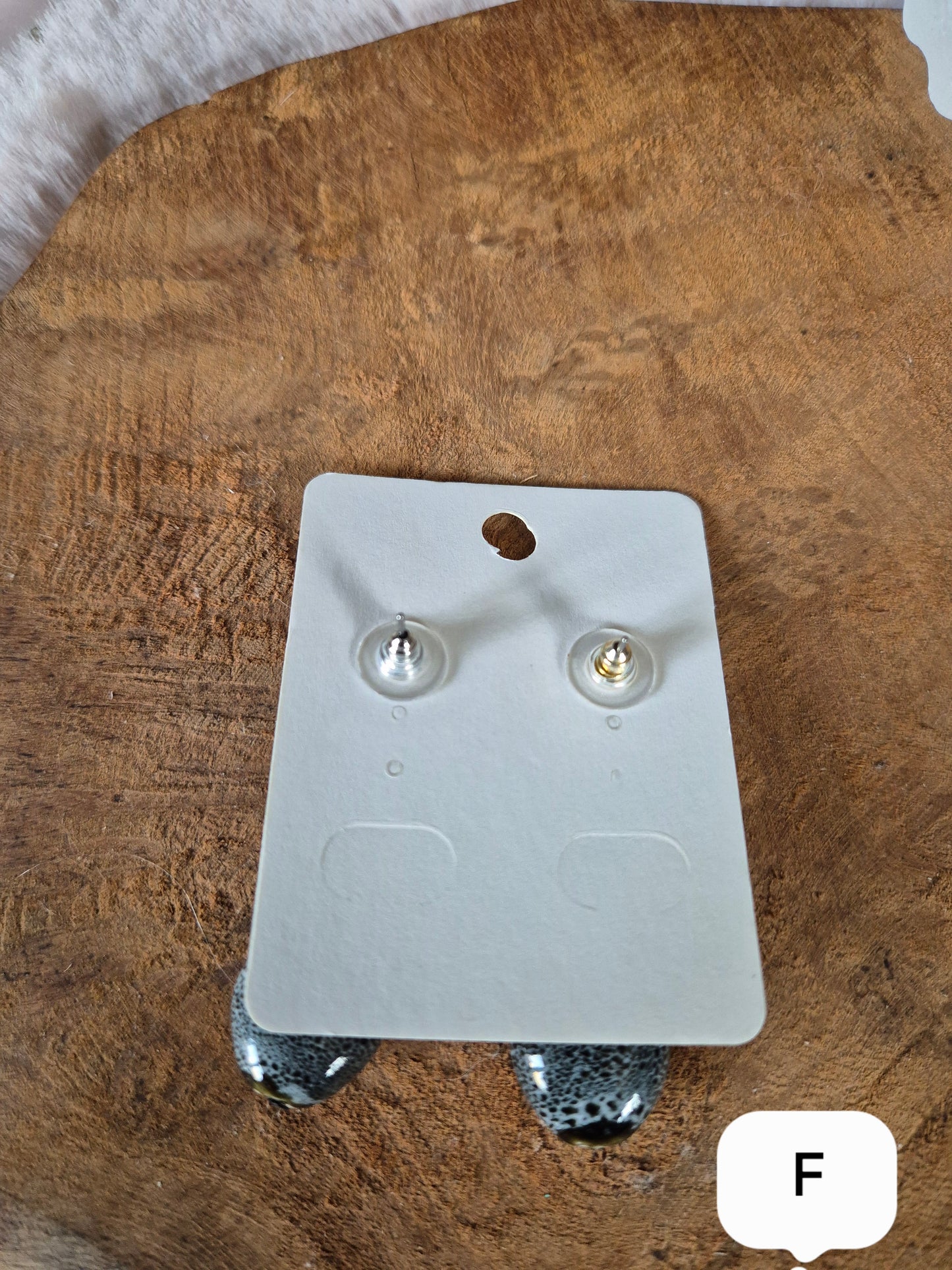 674. " Mes petits cœurs"