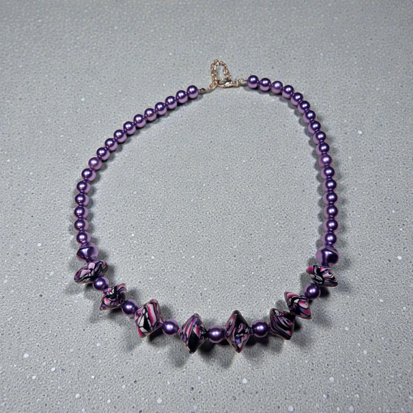 727. Collier "Les Toupies"