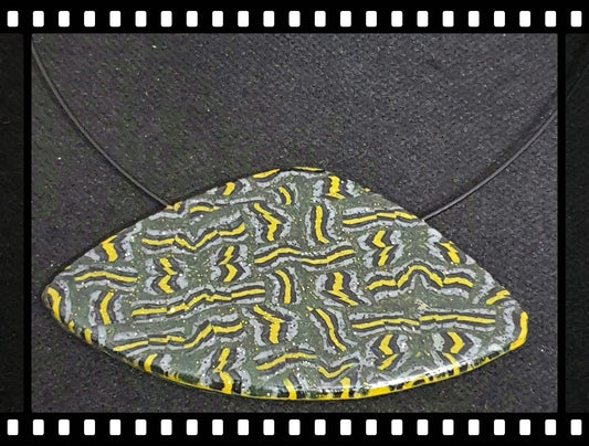 327. Parure " Labyrinthe "