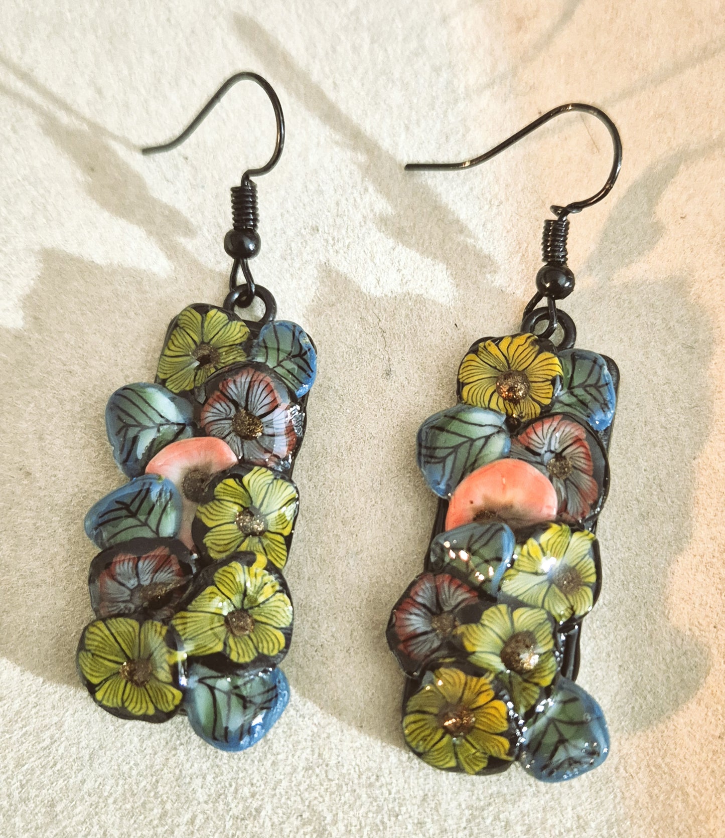 605. Boucles d'oreilles "Beauté florale"