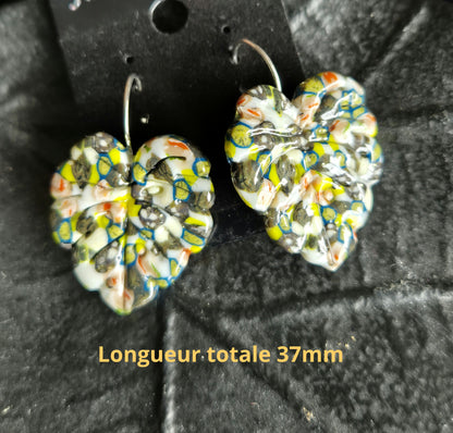586. Boucles d'oreilles "feuilles colorées"