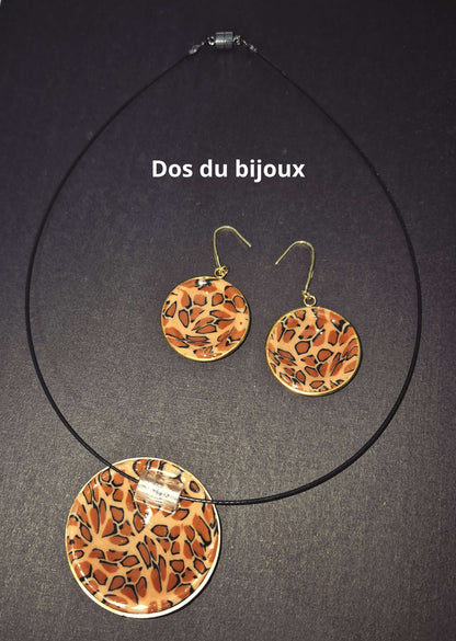 587.Parure " Léopard"