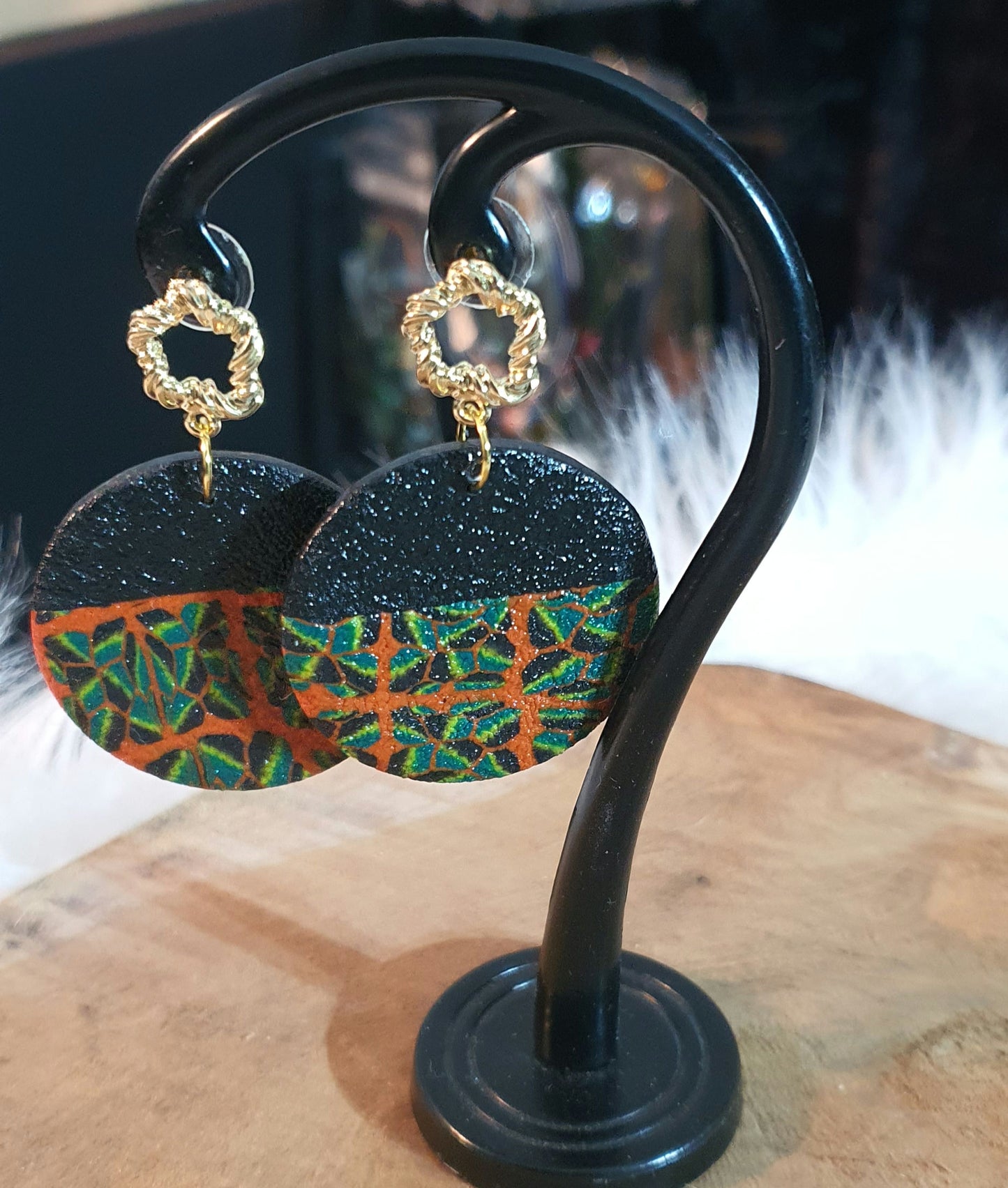 432/ boucles d'oreilles:" Terre Rouge"