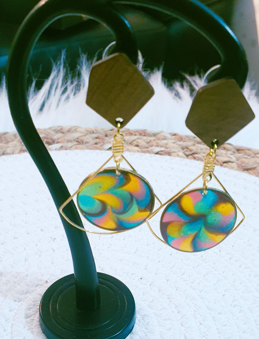 552. Boucles d'oreilles" Arc en ciel"