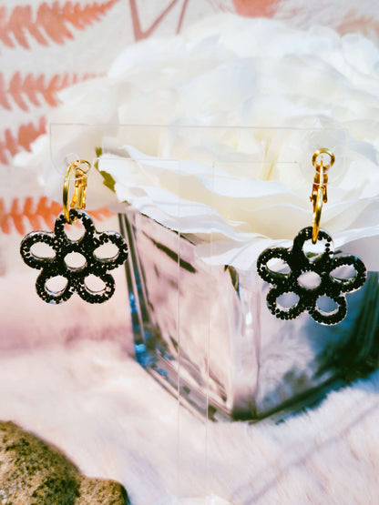647.Boucles d'oreilles " Les rosaces"