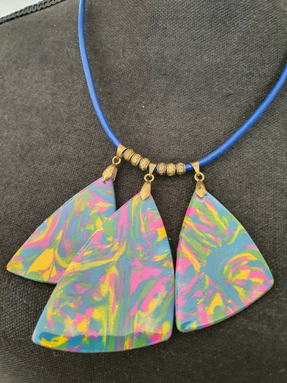 224.parure" Arc en ciel "