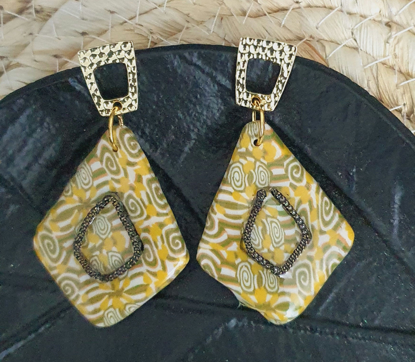 488/Boucles d'oreilles : "Mimosas "