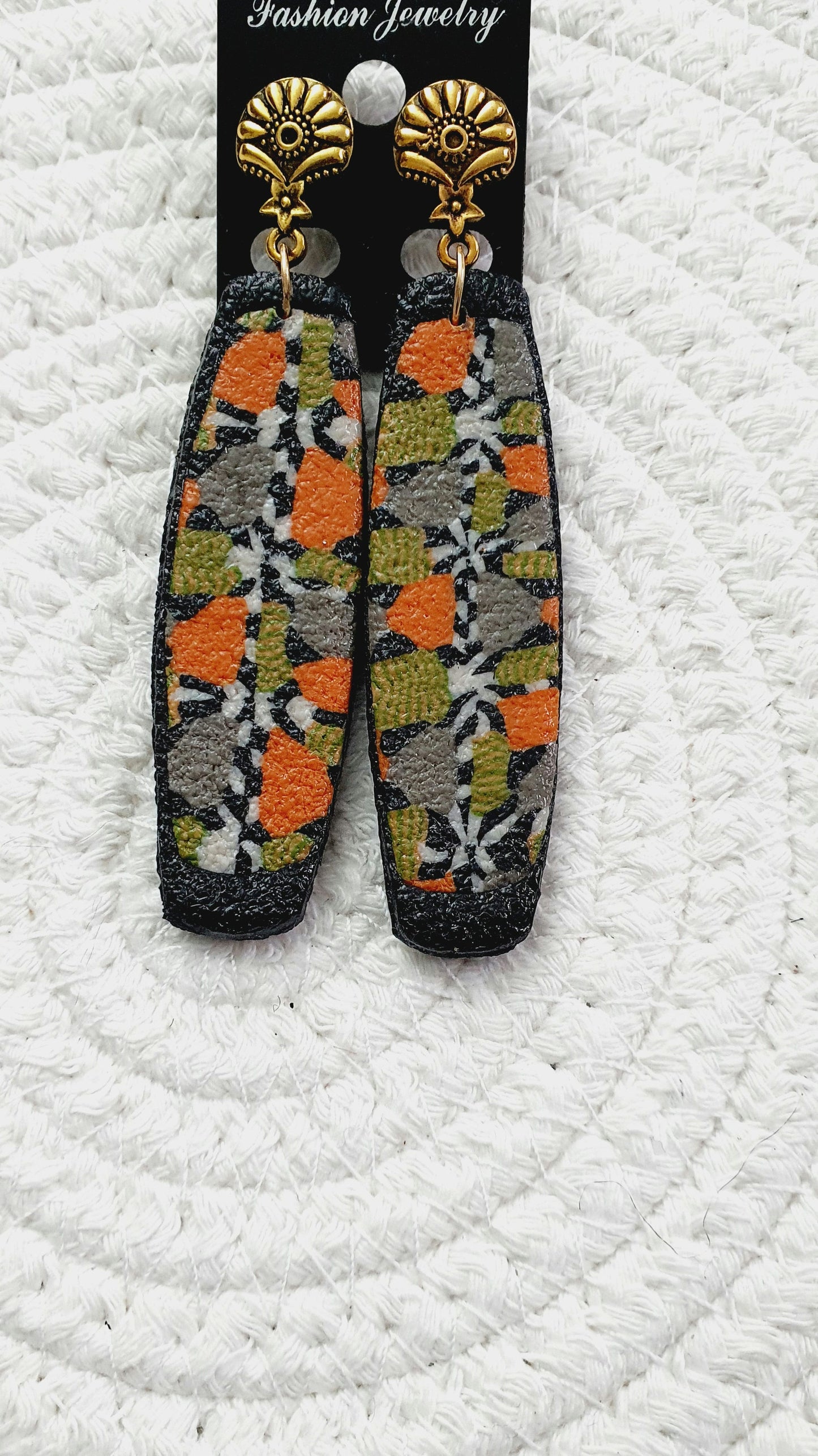 512. Parure" Pétales colorées"