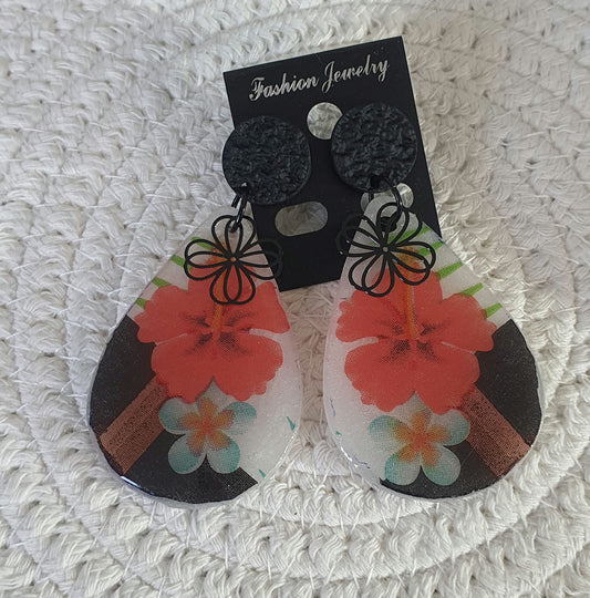 546. Boucles d'oreilles"Hibiscus"