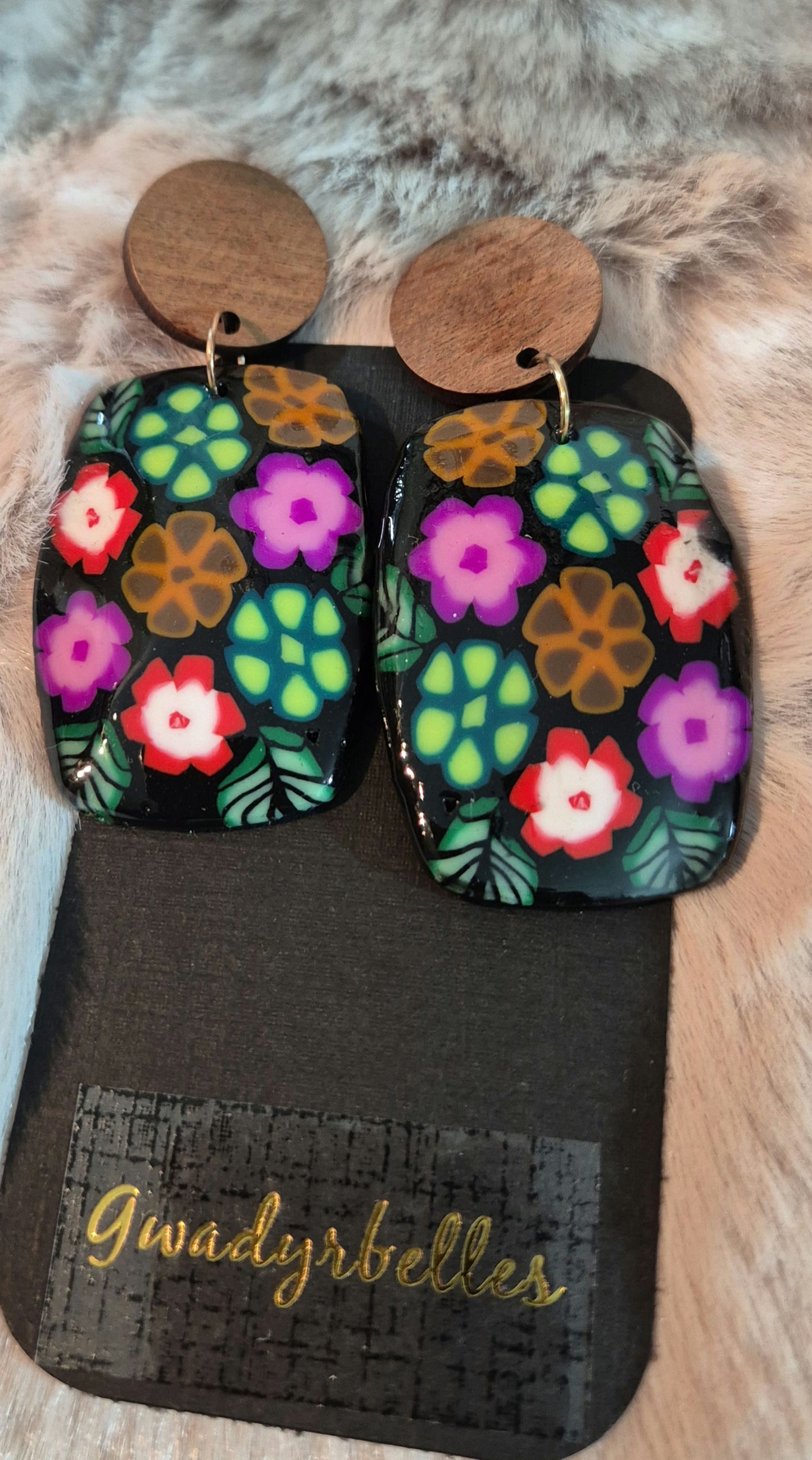 630.Boucles d'oreilles "Magnifique bouquet"