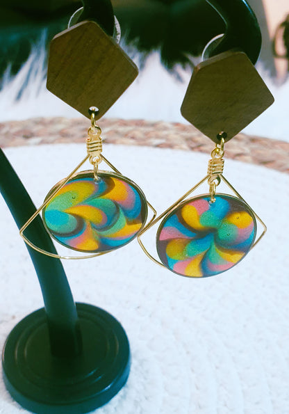 552. Boucles d'oreilles" Arc en ciel"