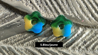 615. Boucles d'oreilles "petites fleurs"