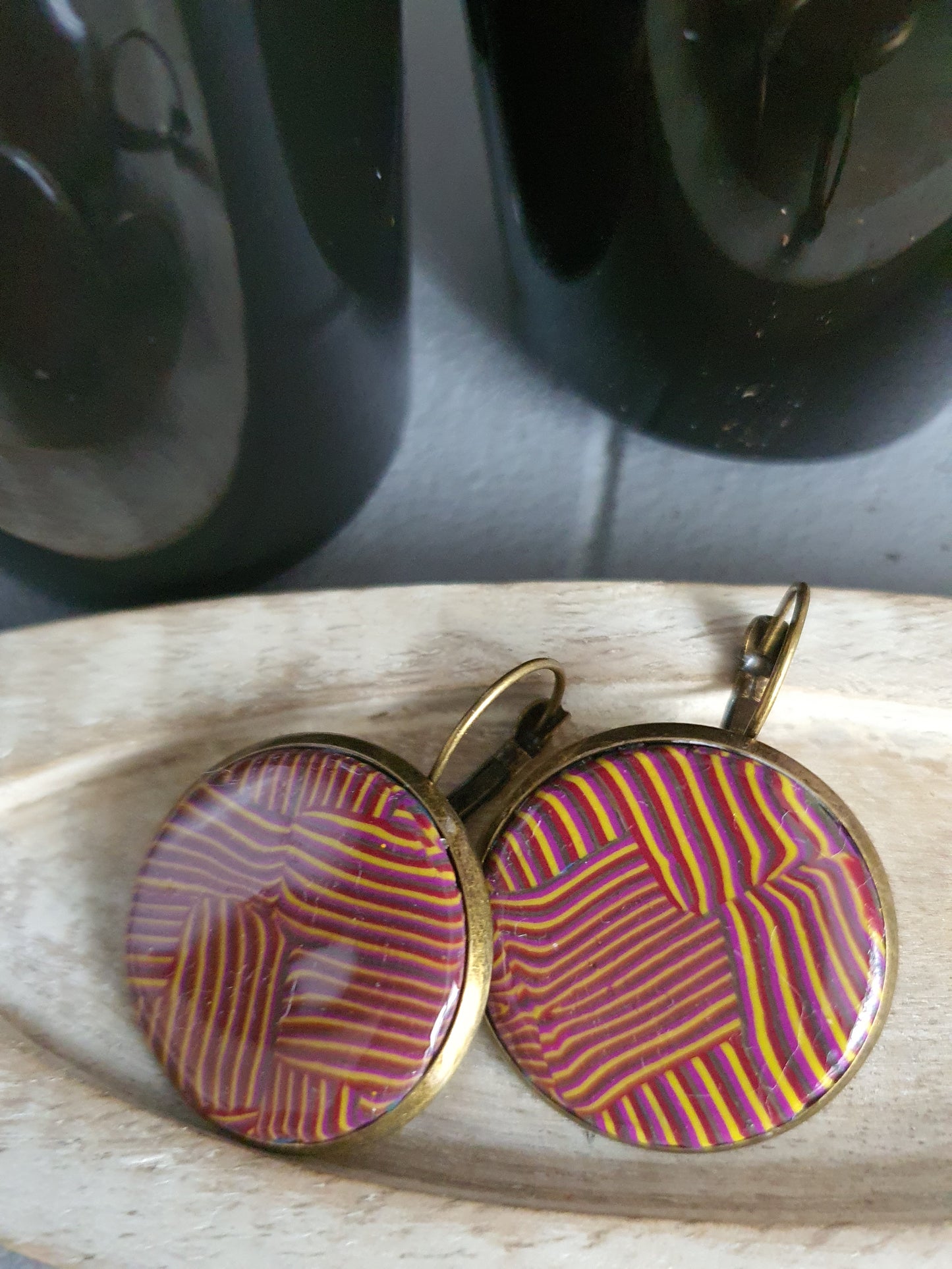 96. Boucles d'oreilles" Ligne jaune"