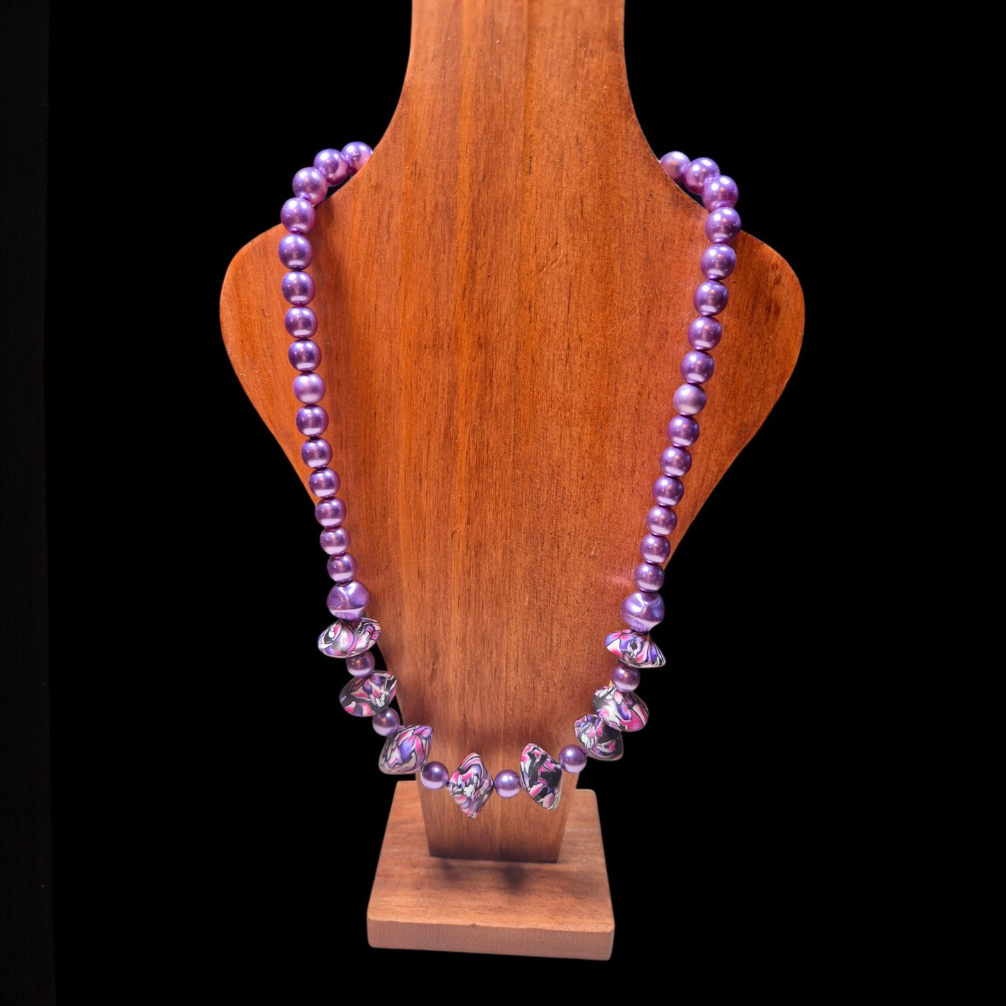 727. Collier "Les Toupies"
