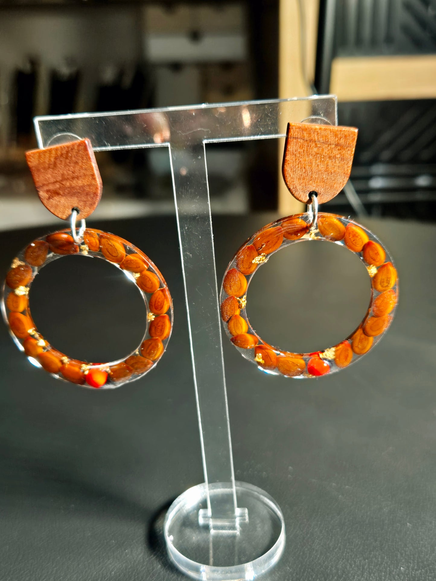 722. Boucles d'oreilles              " Authentique "