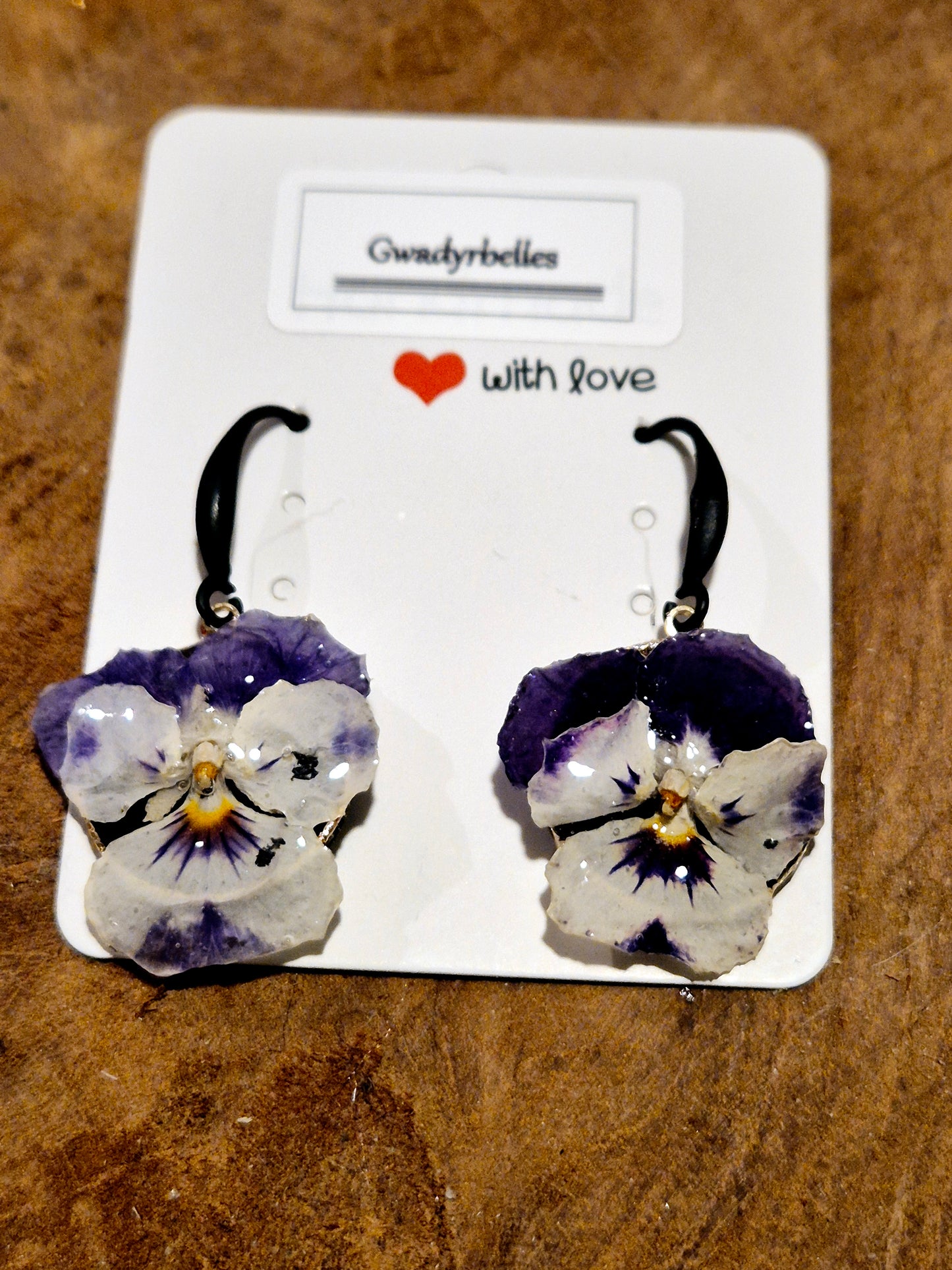 704. " Ma violette "